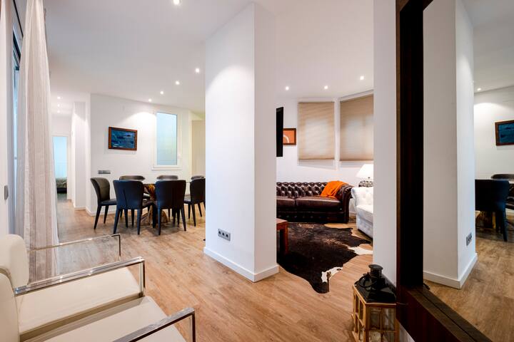 Autèntic Monumental amb terrassa gallery image 5