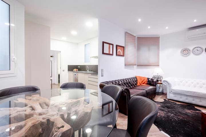 Autèntic Monumental amb terrassa gallery image 4