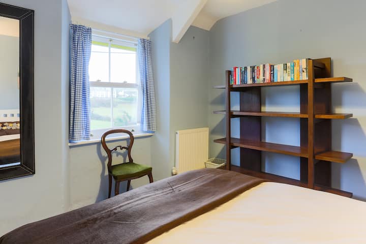 Schlafzimmer 2