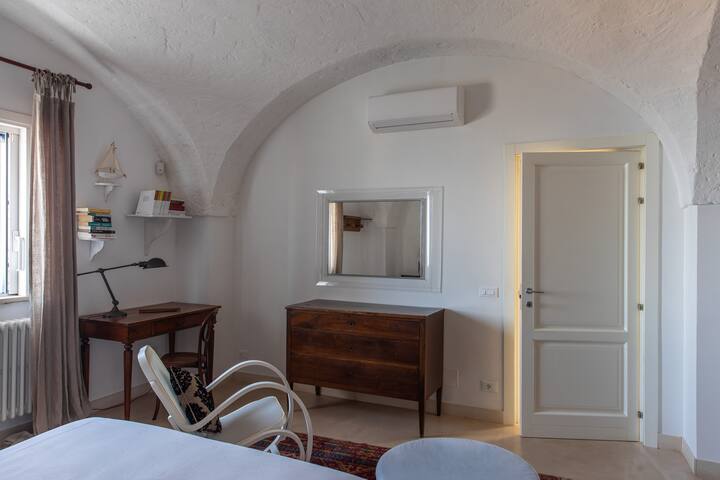 Il Rifugio dello Scoglio, right next to the sea gallery image 4