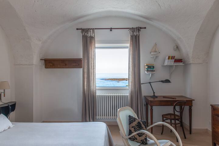 Il Rifugio dello Scoglio, right next to the sea gallery image 2