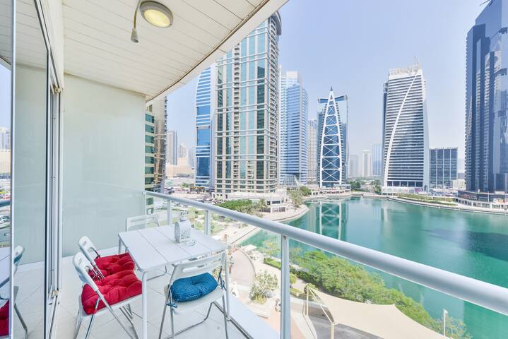 Large Luxury Condo by Metro w/ Pool, Gym, Parking!