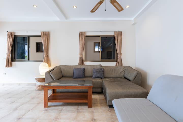 2 Bedroom, 2 Bath, Unit 2b, 115m2 Kata Beach - Karon Beach