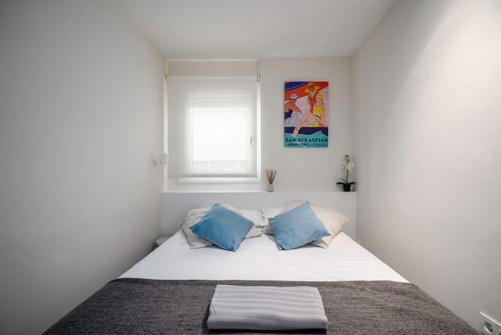 Samostalna soba s krevetom od 150 cm.