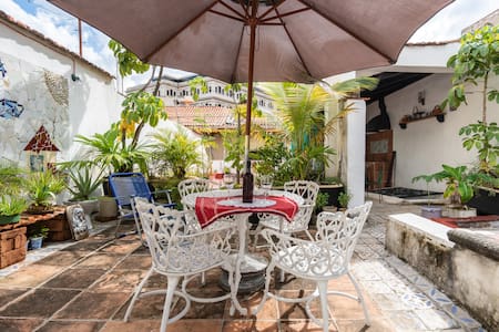 ★Carpe Diem in Old Havana "Art and Tradition"★WIFI