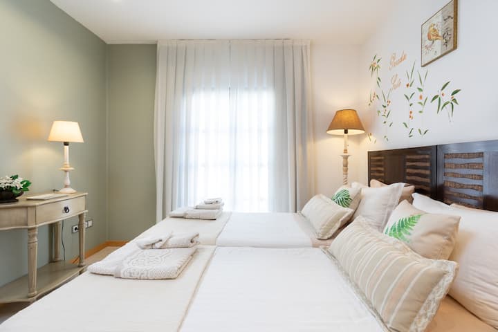 Our apartments strictly follow the precise and reliable cleaning, disinfection and sanitation protocols recommended by the website and in accordance with WHO guidelines. to ensure the safety of our guests in our homes.

Main Bedroom