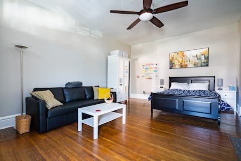 Short North Studio Apt. w/Off-street Parking