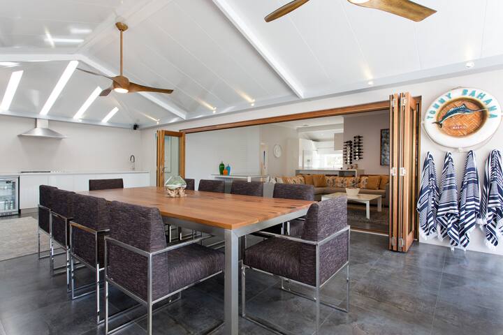 The Beach Villa – 600m to the BEACH gallery image 4