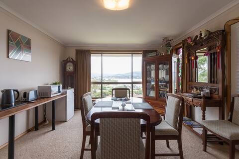 Rose Bay Rooms Bed & Breakfast - Room 1