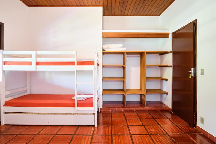 Suite para cuatro personas.
