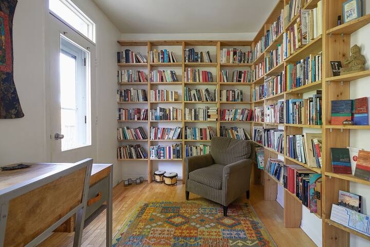 Tranquil Oasis in the Heart of the Mile End