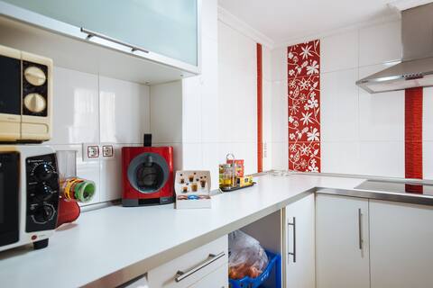 APARTAMENTO COMPARTIDO CON LA ANFITRIONA