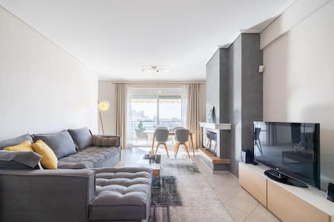 Sea view stylish apartment