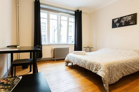 Chambre privée quartier européen