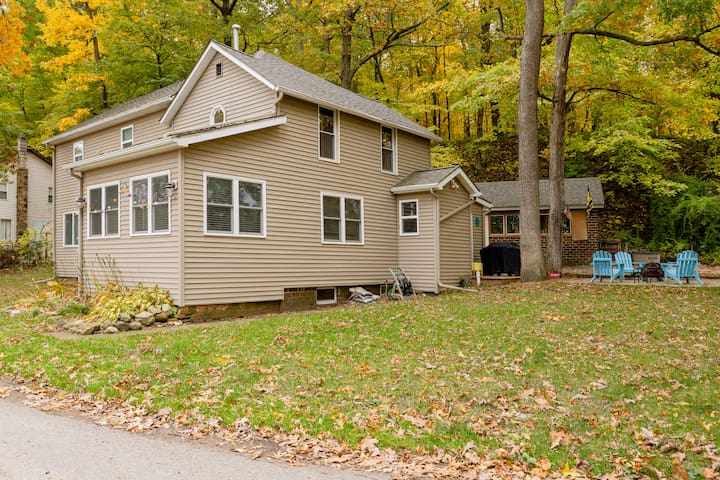 Airbnb Irish Hills Vacation Rentals Places To Stay