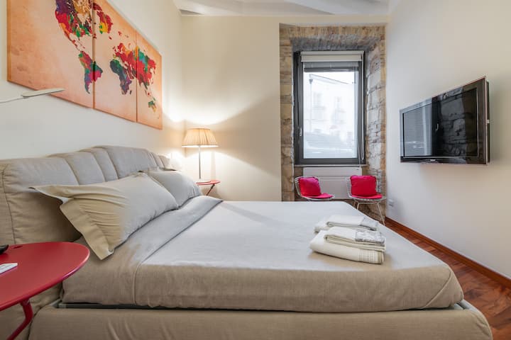 LaCasaDiJuancito (Piazza San Giacomo) - P9184