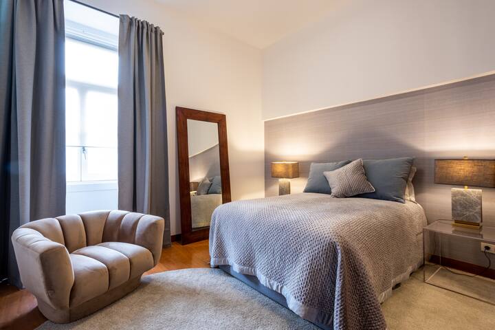 LUXURIOUS PRÍNCIPE REAL CHARMING APART gallery image 2