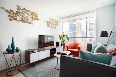 Successful Airbnb property: Business, tourism, location, sanitized apt for you in Granada