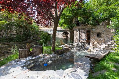 Charming country cottage in Liguria