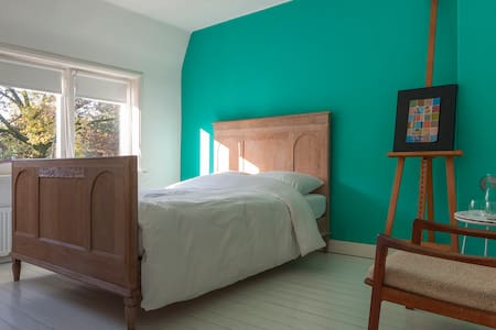 Eindhoven nice private room in Eindhoven South