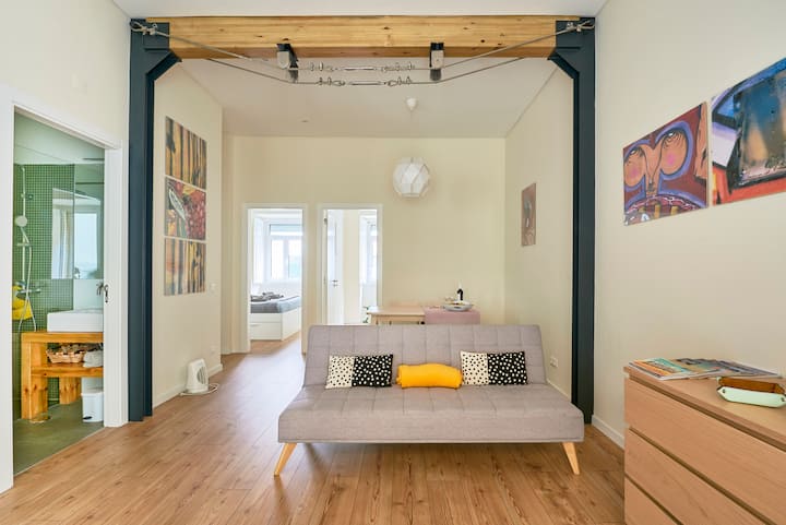 Capitãolisboa Quiet 2br Apt-patio-walk To Center - Graça