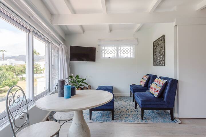 Antilles on Beach – Sandy Toes, Impressive Sunsets gallery image 4