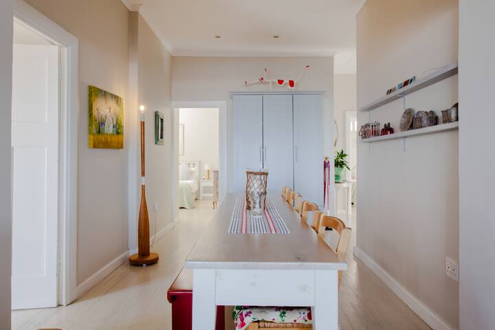 Grosvenor House 8 sleeper home gallery image 5