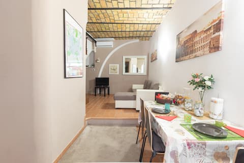 Roma Charming in love to Colosseum&Termini