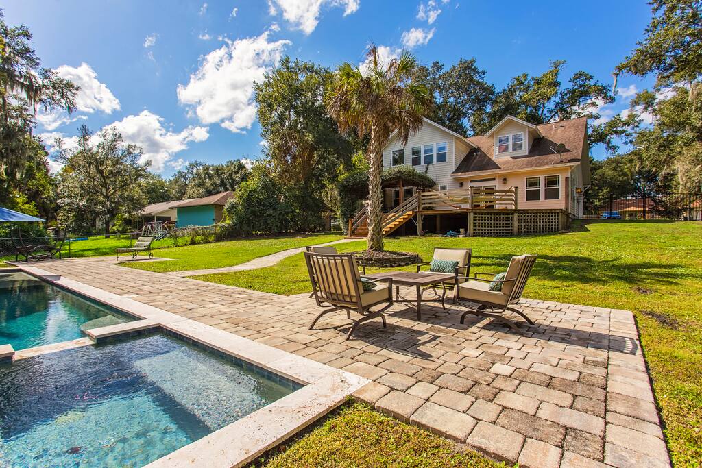 Luxury pool home near Disney & Busch Gardens! - Houses for ...
