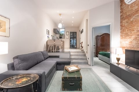 La Corte Verde - Royal Palace and Duomo