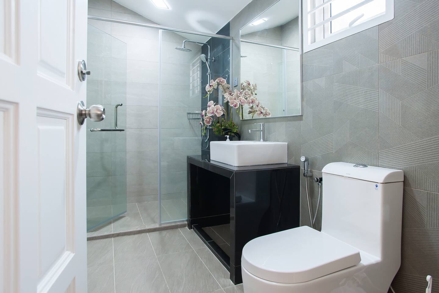 Best Value | Landed 2,400 sq ft | 2 km to KL City