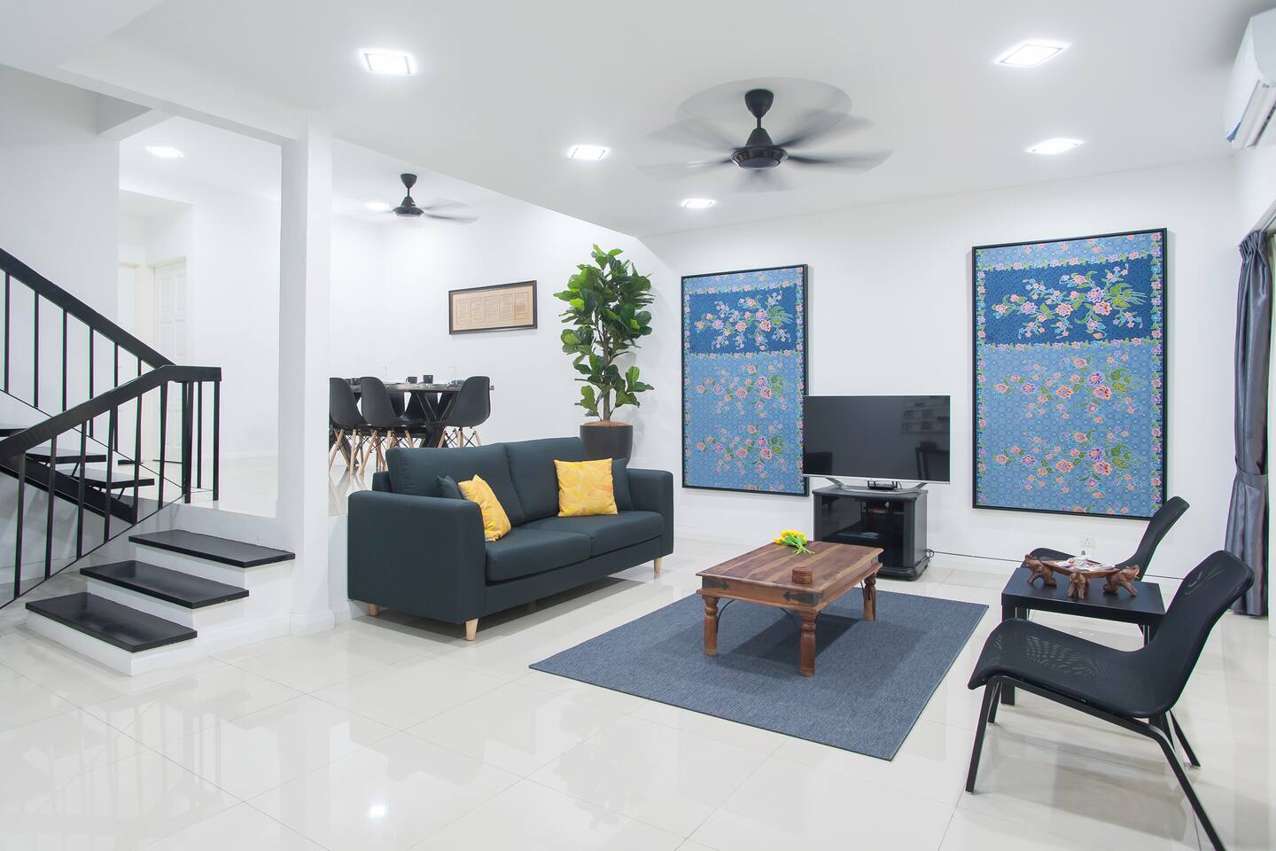 Best Value | Landed 2,400 sq ft | 2 km to KL City