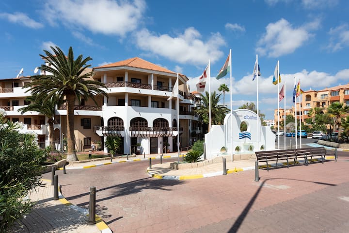 Sun, Terrace, Pool, Wifi-sleep For4 - Tenerife South Airport (TFS)