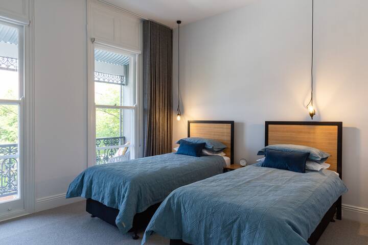 South Melbourne Terrace