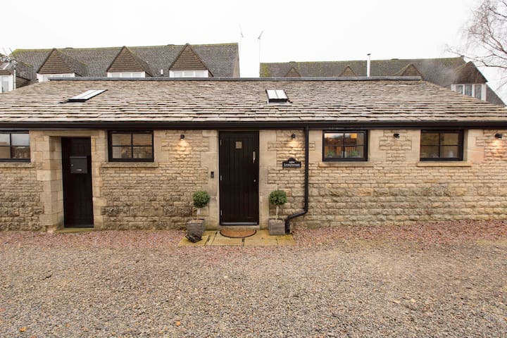 New Loos Cottage In The Heart Of The Cotswolds Cottages For