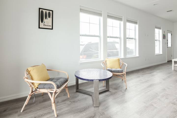 Beach Front Escape – Rockaway Beach NYC gallery image 4