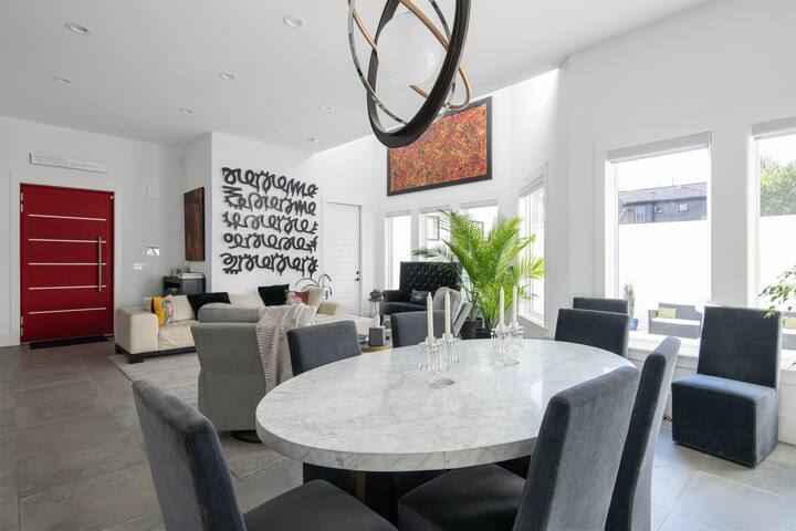 Esperanza Resort walk 2 downtown gallery image 5