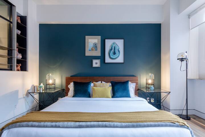 Deluxe Polanco next to Lincoln Park gallery image 4