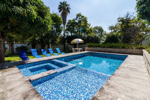 Exceptional House. Pool, Jacuzzi, GameRoom & MORE!