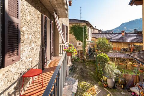 Casa Cardano - Historic Village House