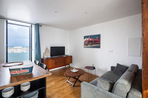 Duplex with beautiful views, beach,WiFi