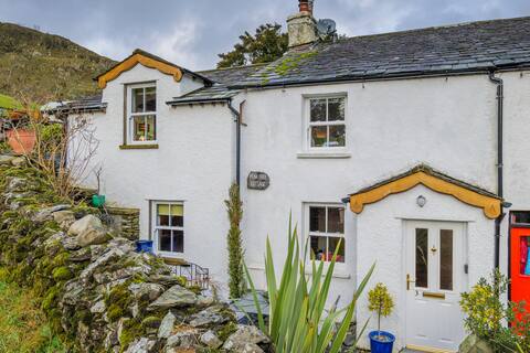 Pear tree Cottage
Staveley