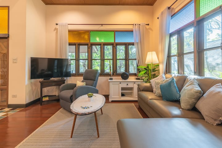 Our spacious living area featuring a comfortable couch, coffee bar, TV equipped with Netflix. Do not forget to bring your music for the Bluetooth speaker. 