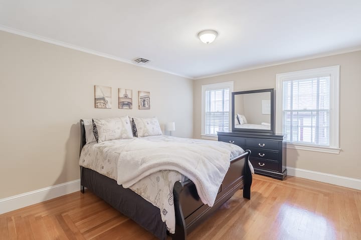 საძინებელი 4