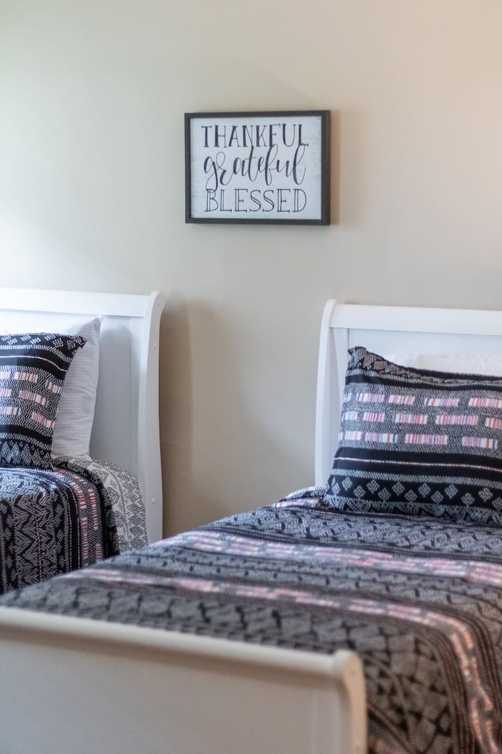 საძინებელი 2