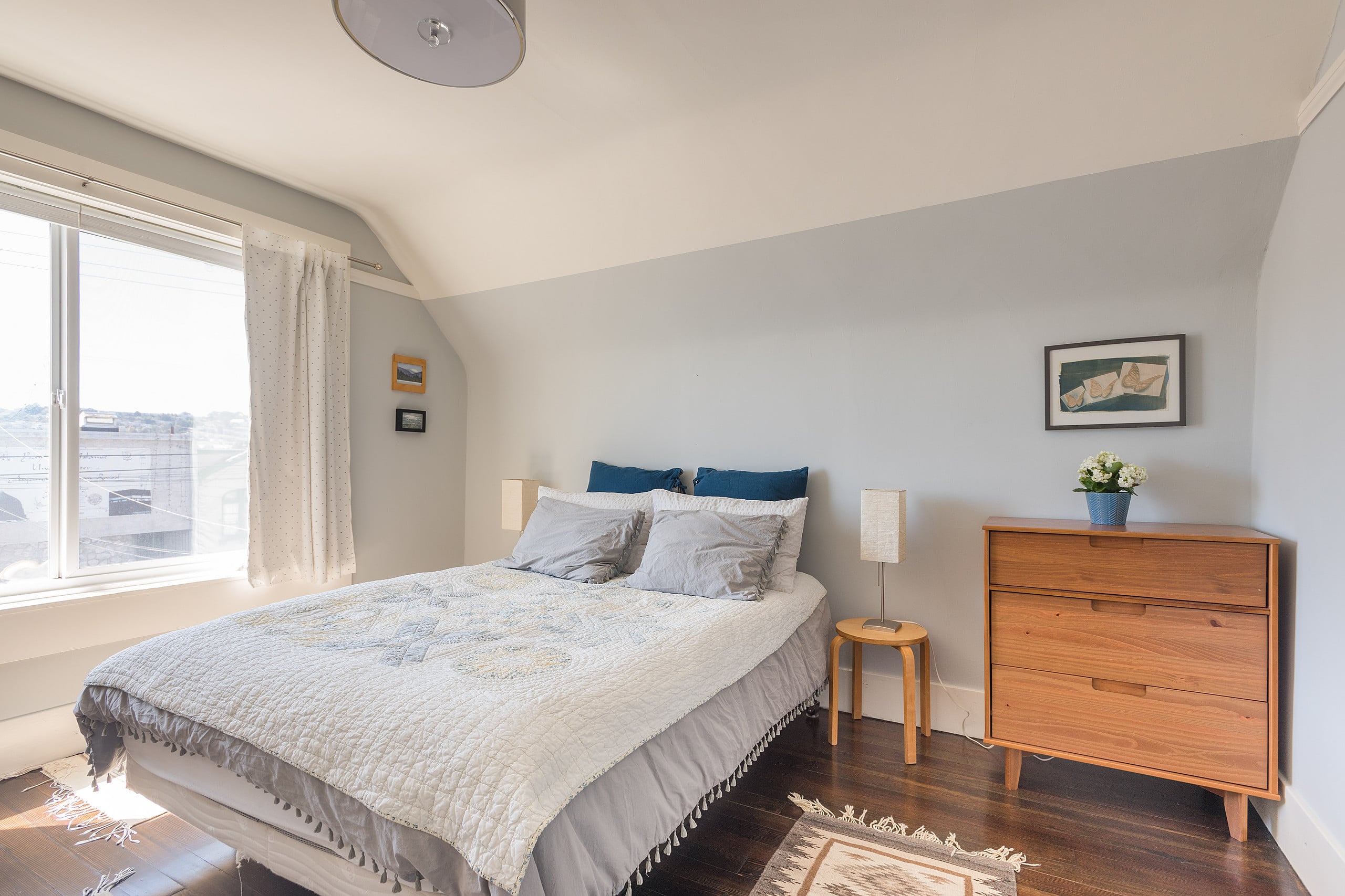Home in San Francisco · ★4.74 · 3 bedrooms · 3 beds · 2.5 baths - Image 13