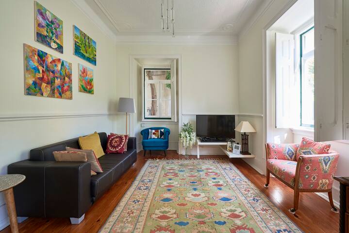 Very Central, Quiet and Sunny Apartment – Lisbon gallery image 4