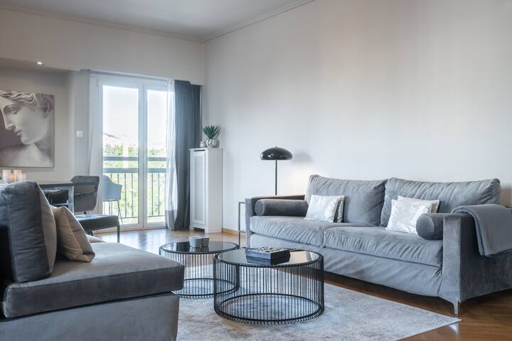 The Acropolis and Temple of Zeus Viewpoint Apt gallery image 4