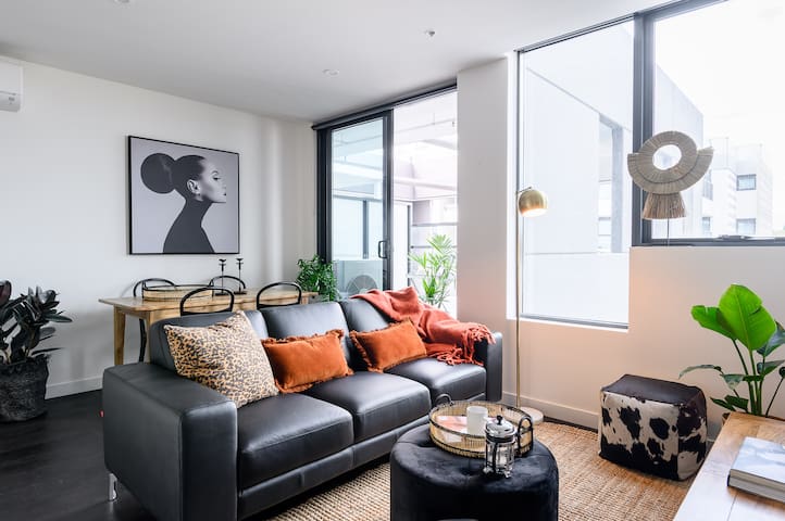 Luxury Living, Richmond