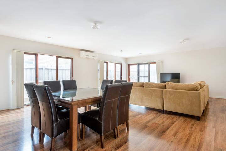 Holiday Stay gallery image 3